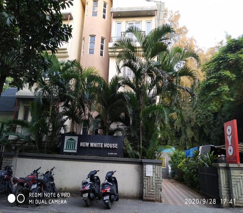 Hotel White House Pune Exterior photo