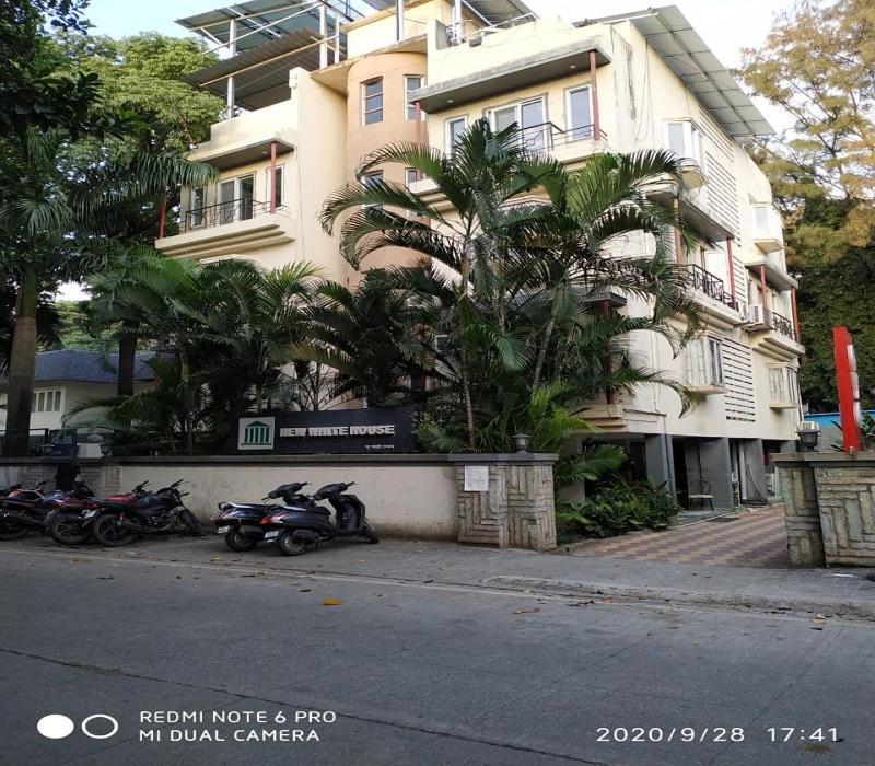 Hotel White House Pune Exterior photo